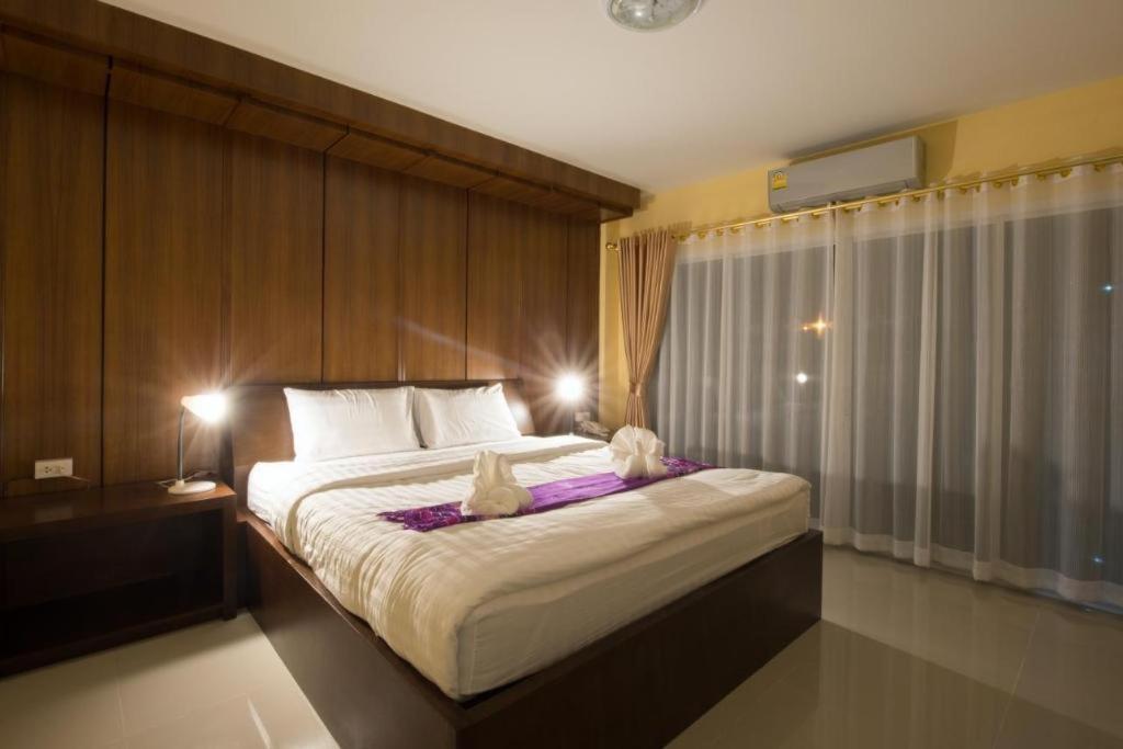 Bees Smile Hotel Chiang Rai Bagian luar foto