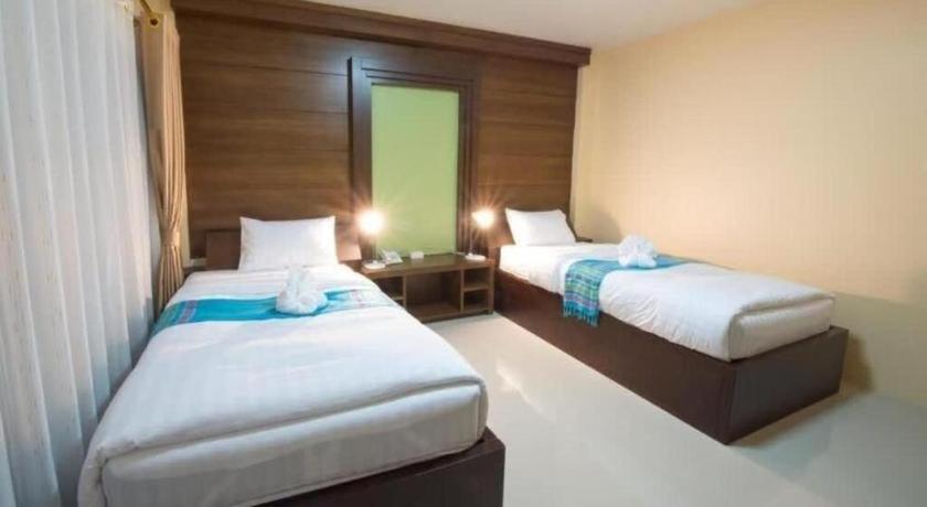 Bees Smile Hotel Chiang Rai Bagian luar foto
