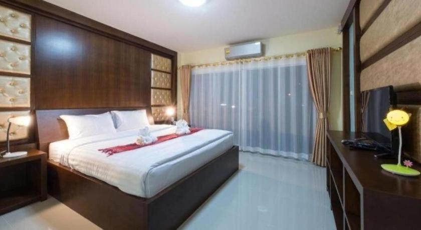 Bees Smile Hotel Chiang Rai Bagian luar foto